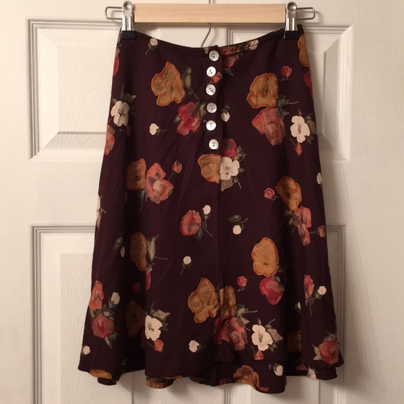 New York Style Dresses & Skirts - Vintage floral skirt.